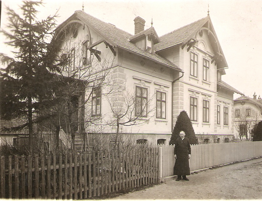 b3.jpg